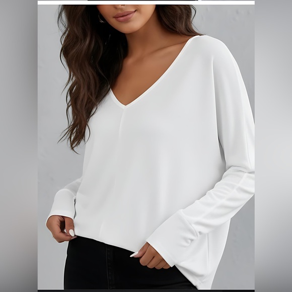 White Oversized V Neck Batwing Long Sleeve Knit Tee - Picture 4 of 9
